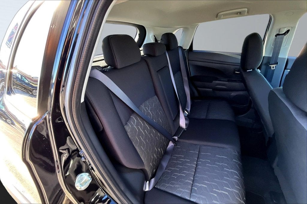 2027 Mitsubishi Outlander Sport 2.0 S