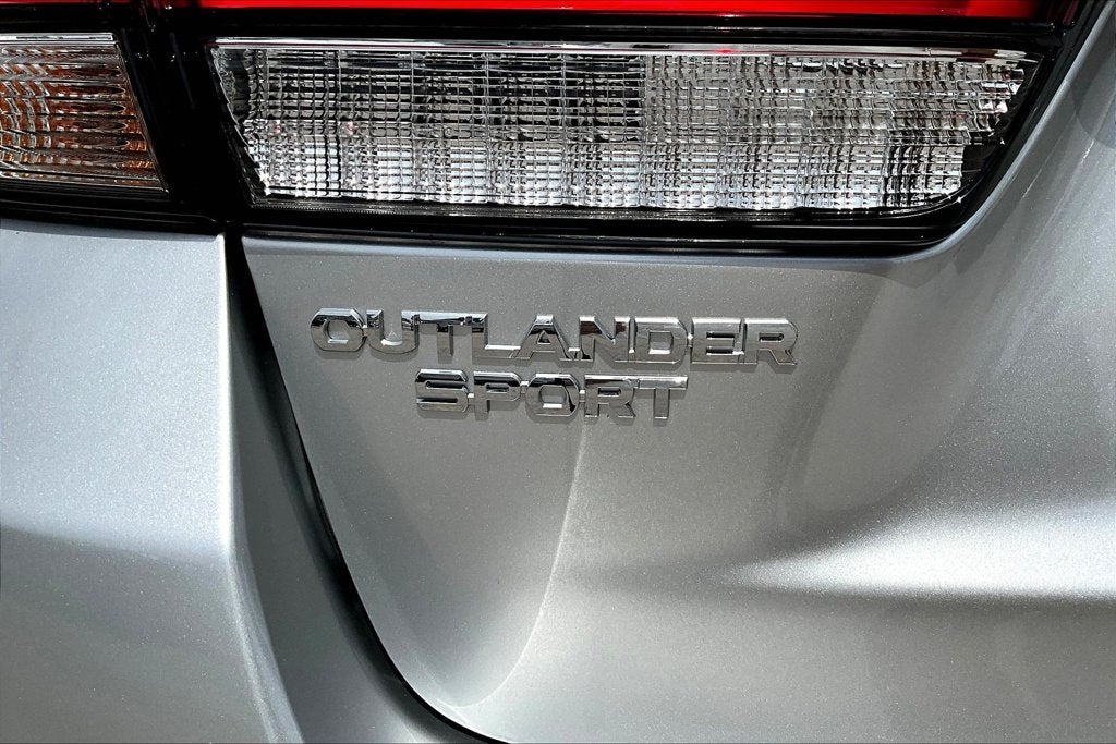 2027 Mitsubishi Outlander Sport Base
