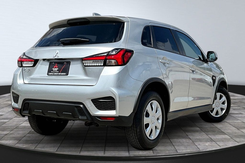 2027 Mitsubishi Outlander Sport Base