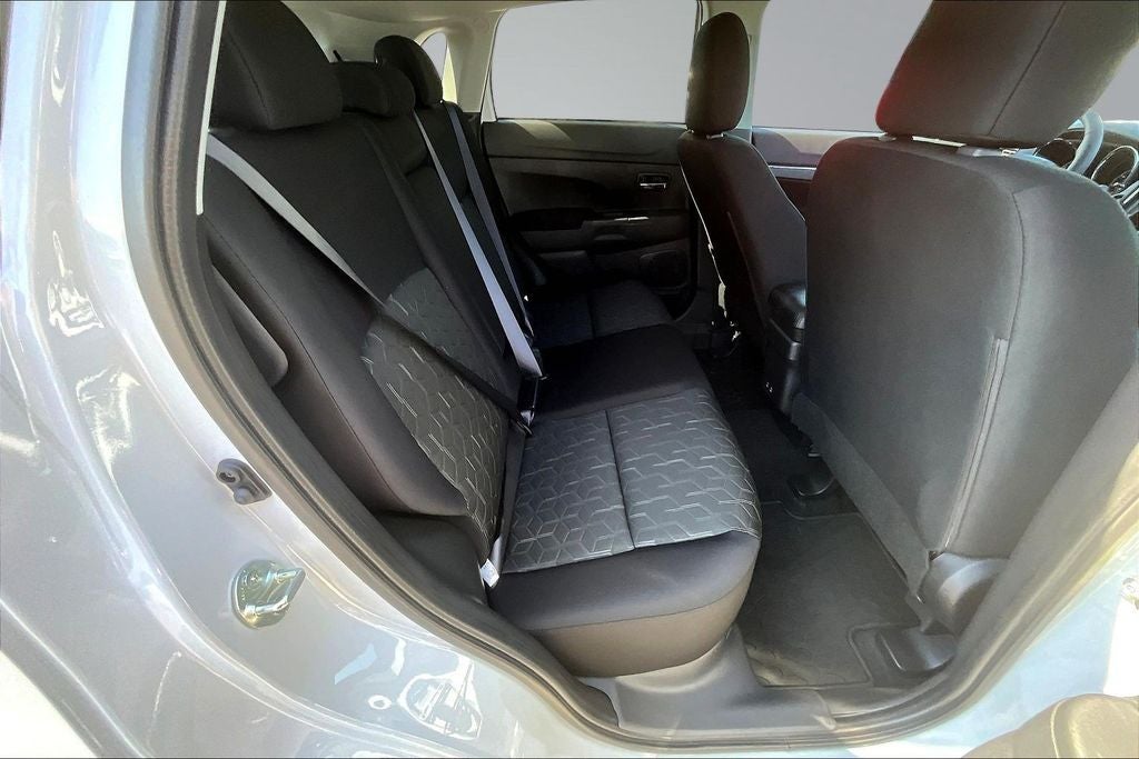 2027 Mitsubishi Outlander Sport 2.0 LE