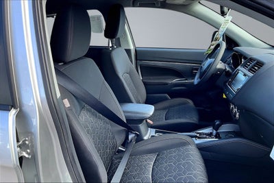2027 Mitsubishi Outlander Sport Base