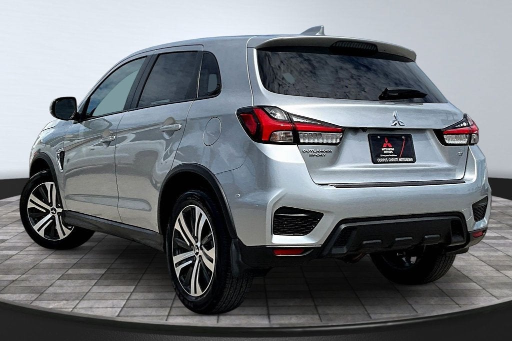 2027 Mitsubishi Outlander Sport 2.0 SE