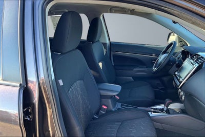 2027 Mitsubishi Outlander Sport 2.0 LE