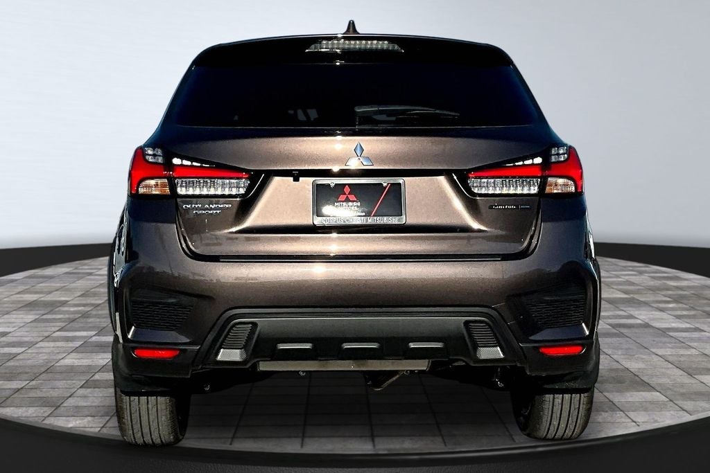 2027 Mitsubishi Outlander Sport 2.0 LE
