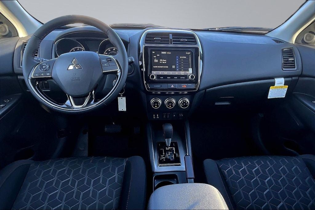 2027 Mitsubishi Outlander Sport 2.0 LE
