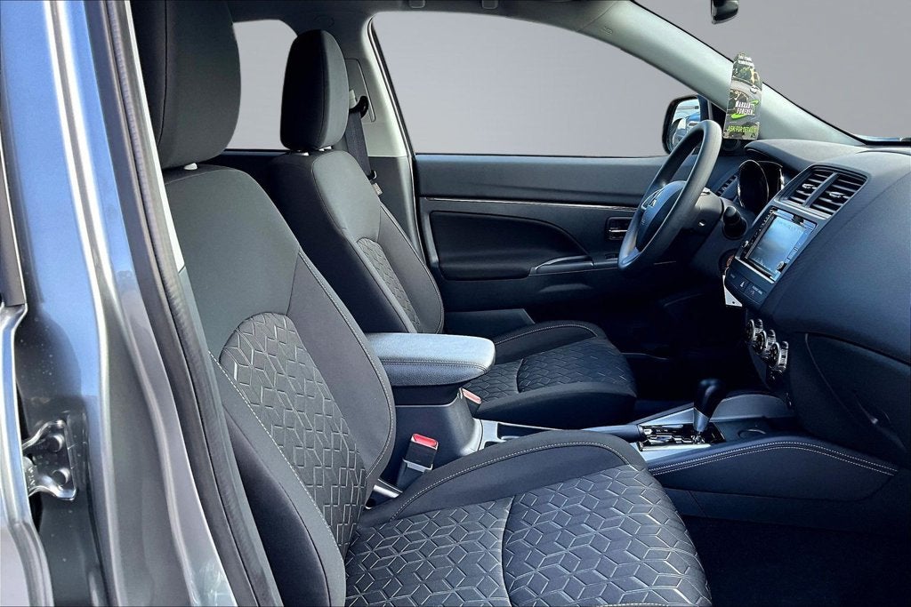 2027 Mitsubishi Outlander Sport 2.0 S