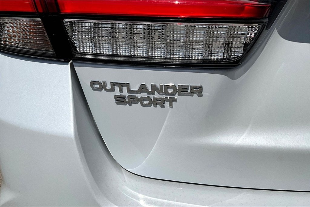 2027 Mitsubishi Outlander Sport 2.0 ES