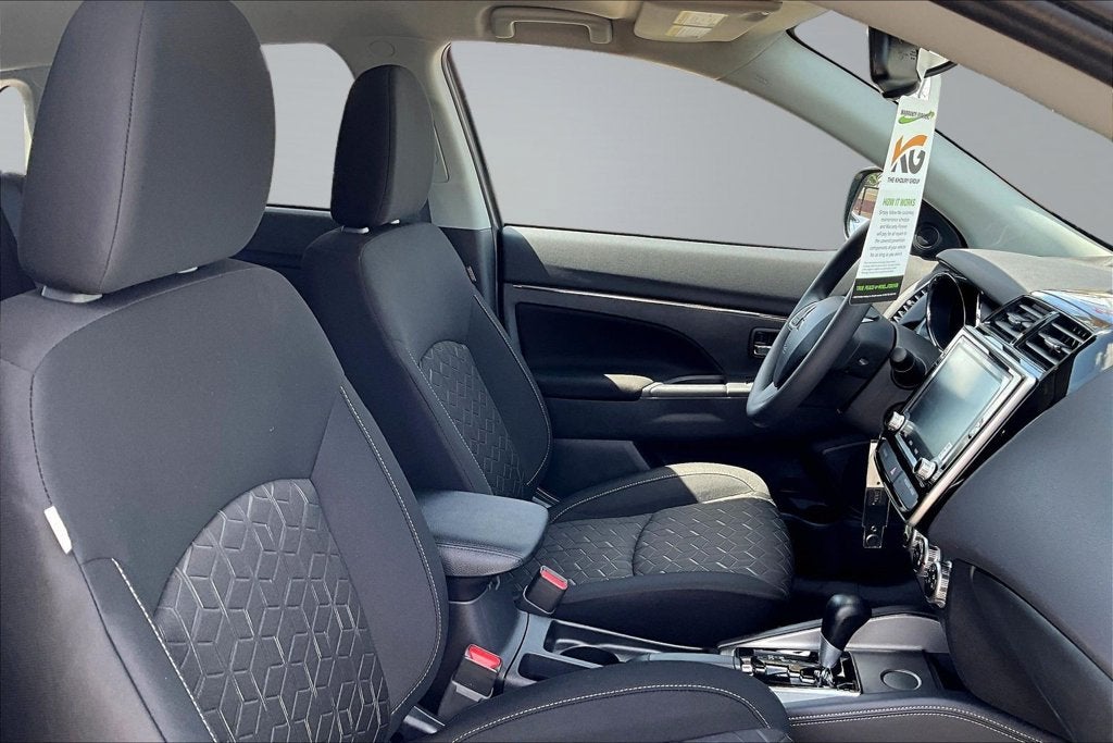 2027 Mitsubishi Outlander Sport 2.0 ES