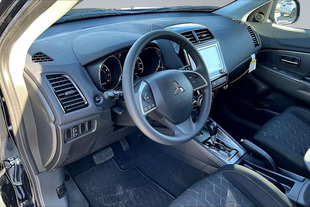 2027 Mitsubishi Outlander Sport 2.0 ES