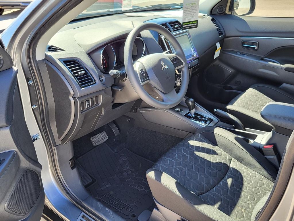 2026 Mitsubishi Outlander Sport ES