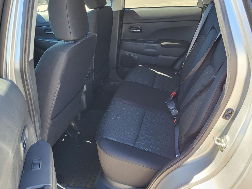 2026 Mitsubishi Outlander Sport ES