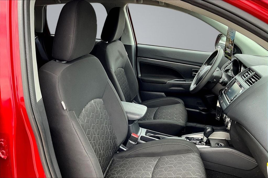 2025 Mitsubishi Outlander Sport 2.0 ES