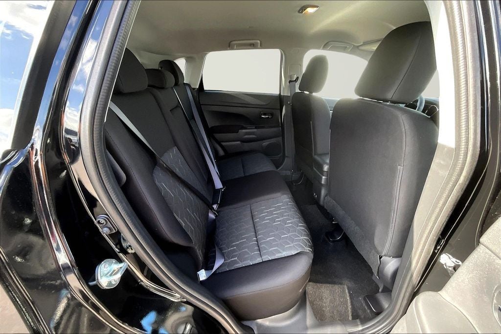 2026 Mitsubishi Outlander Sport 2.0 LE