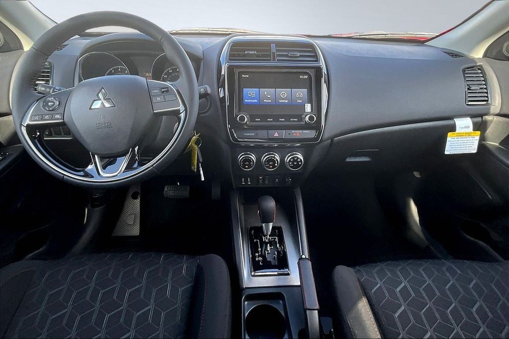 2026 Mitsubishi Outlander Sport 2.0 LE
