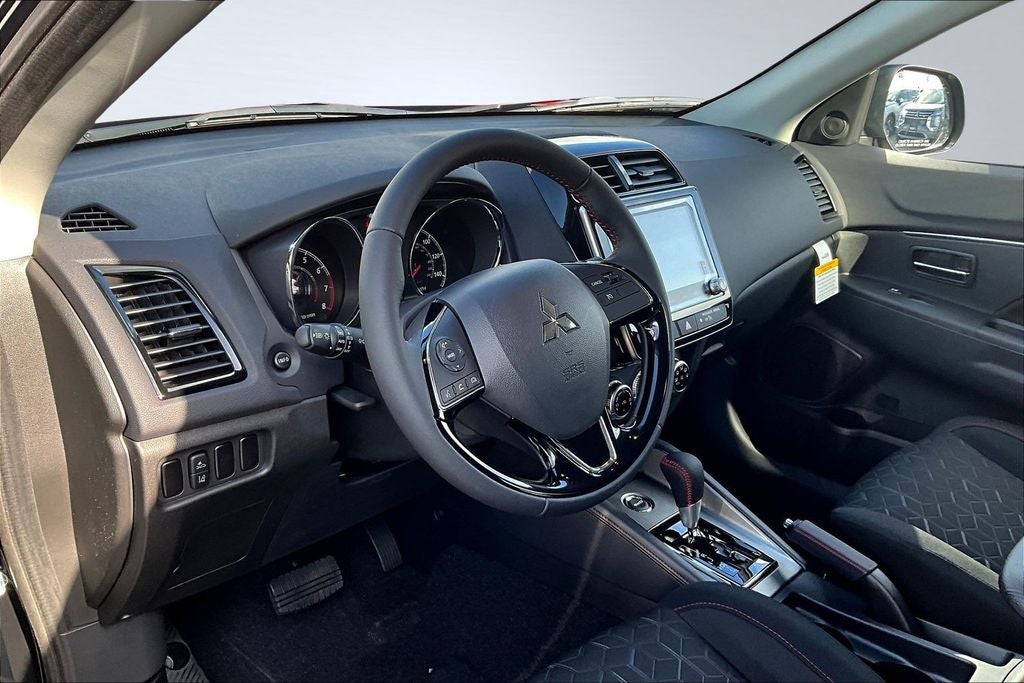 2026 Mitsubishi Outlander Sport 2.0 LE