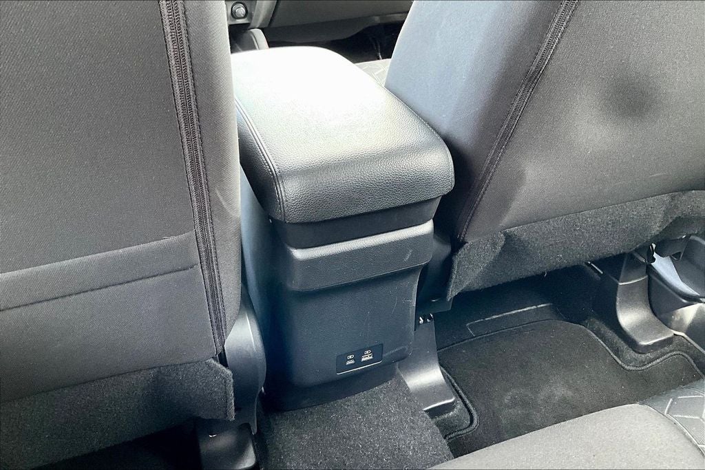 2025 Mitsubishi Outlander Sport 2.0 LE