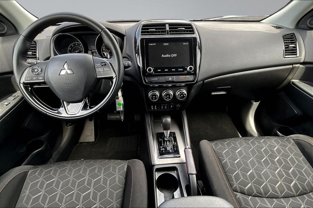 2025 Mitsubishi Outlander Sport 2.0 LE