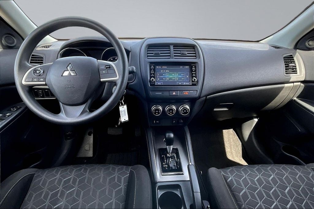 2023 Mitsubishi Outlander Sport 2.0 ES