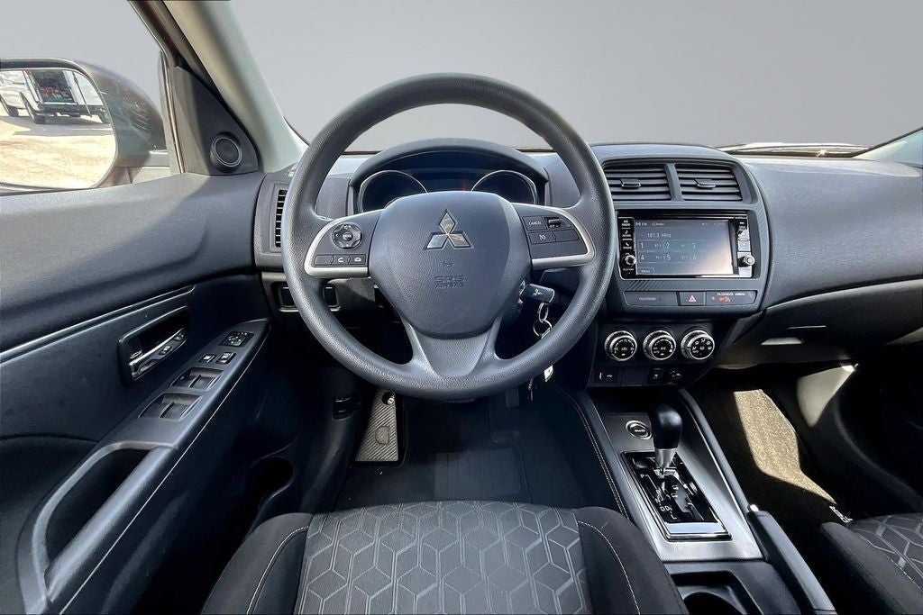 2023 Mitsubishi Outlander Sport 2.0 ES