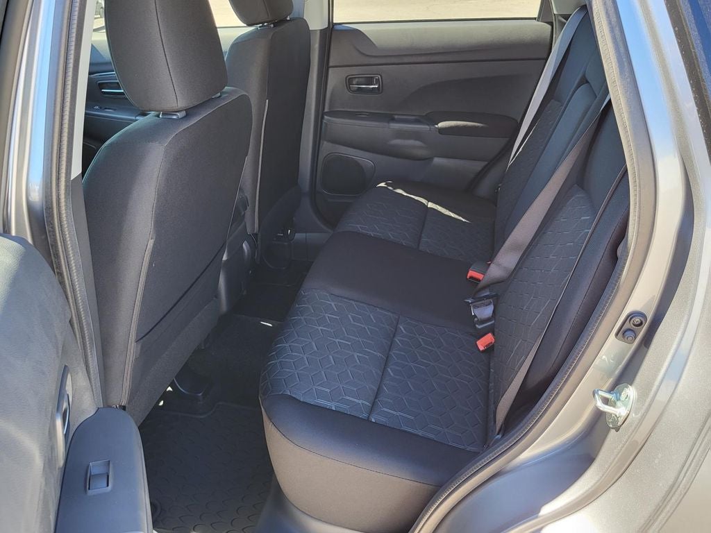 2026 Mitsubishi Outlander Sport ES