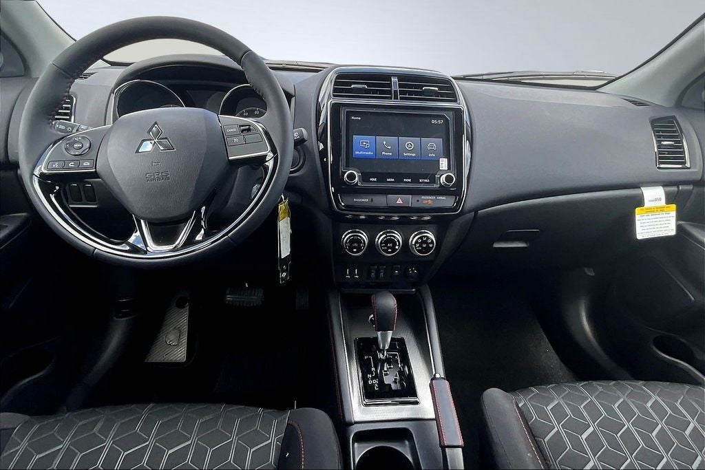2026 Mitsubishi Outlander Sport 2.0 LE
