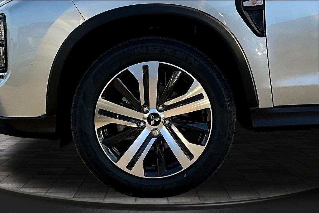 2027 Mitsubishi Outlander Sport 2.0 ES