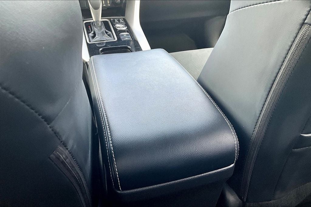 2025 Mitsubishi Eclipse Cross SE