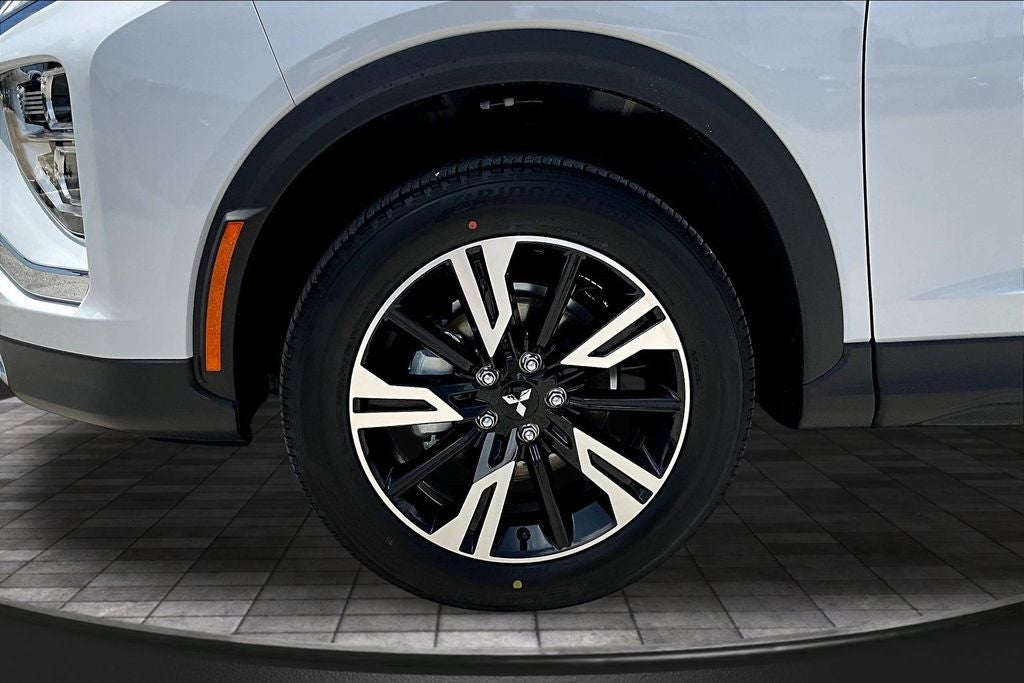 2026 Mitsubishi Eclipse Cross SE