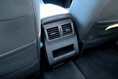 2024 Mitsubishi Outlander ES