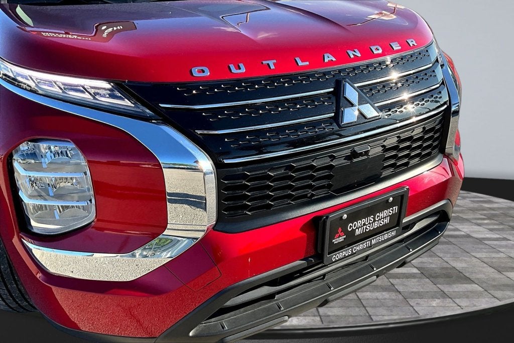 2024 Mitsubishi Outlander ES