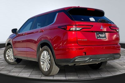 2024 Mitsubishi Outlander ES