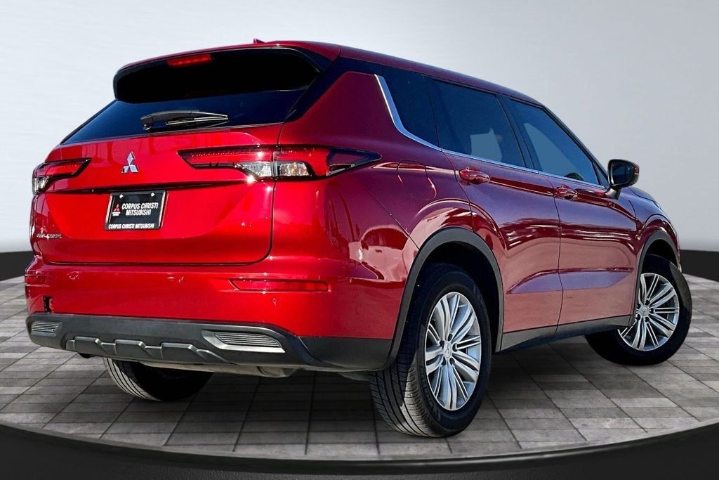 2024 Mitsubishi Outlander ES