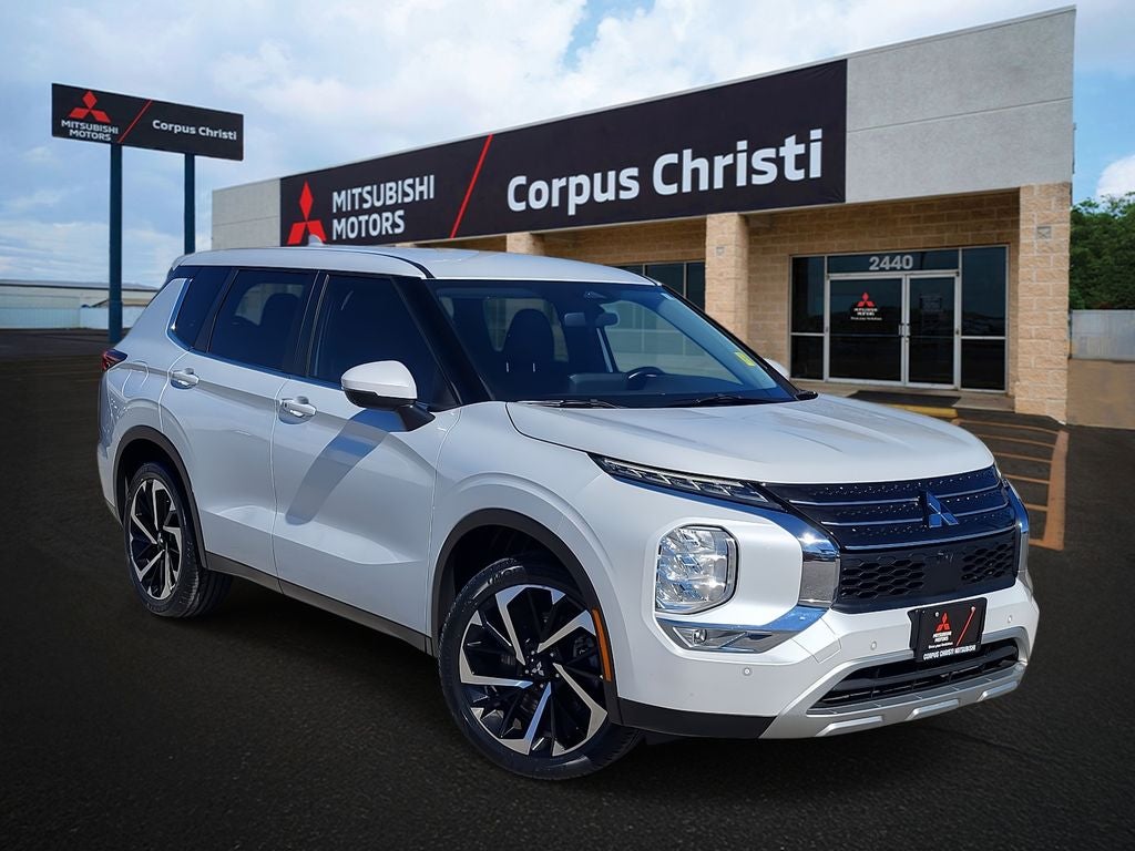 2022 Mitsubishi Outlander SE