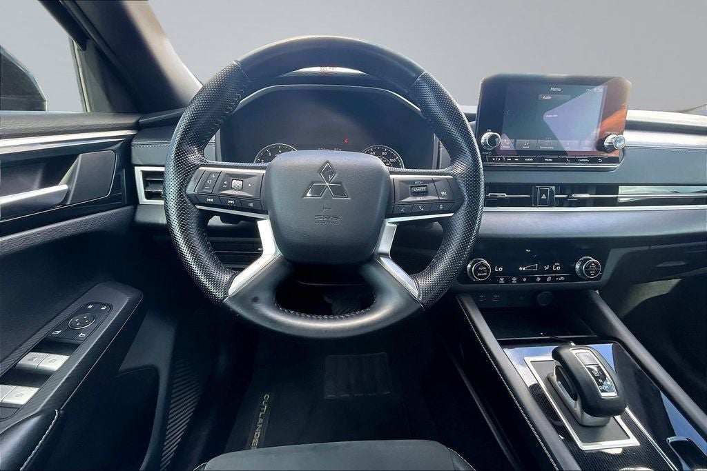 2022 Mitsubishi Outlander SE
