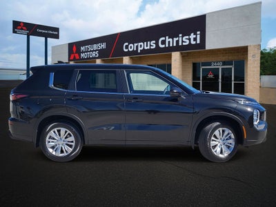 2025 Mitsubishi Outlander ES