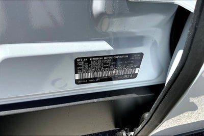 2026 Mitsubishi Outlander ES