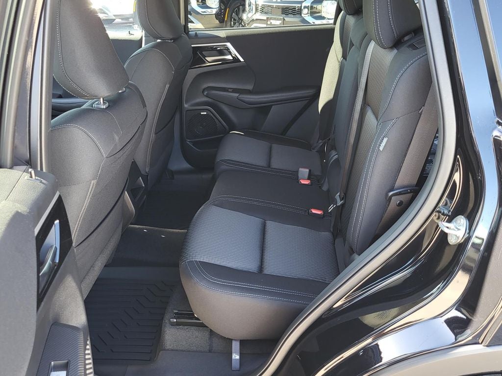 2026 Mitsubishi Outlander ES