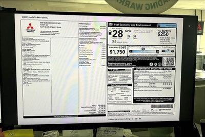2026 Mitsubishi Outlander ES