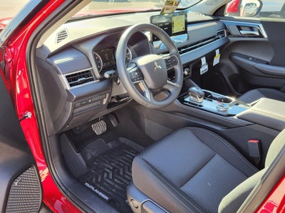 2026 Mitsubishi Outlander ES