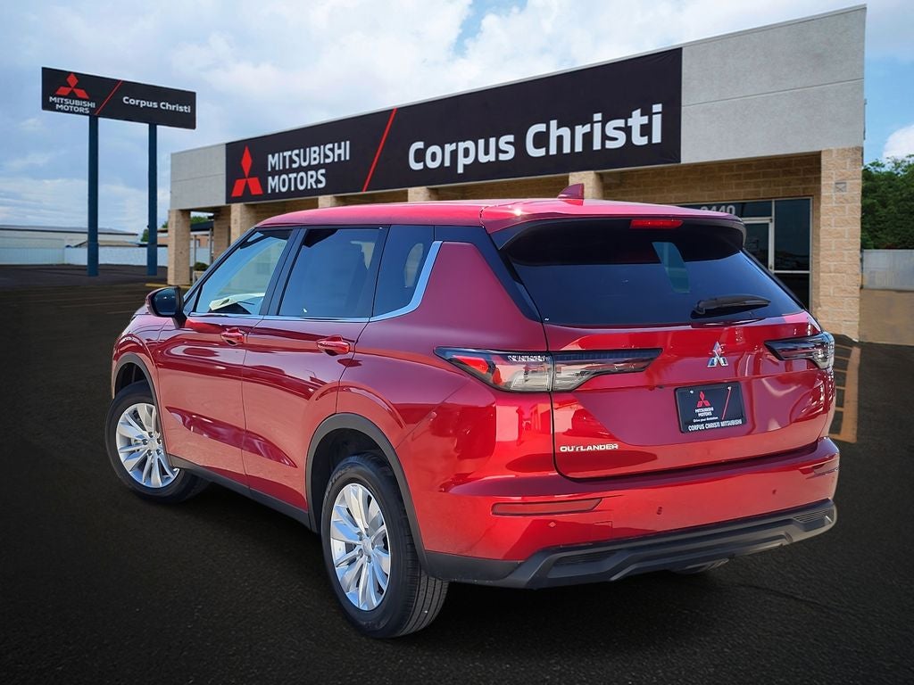 2026 Mitsubishi Outlander ES