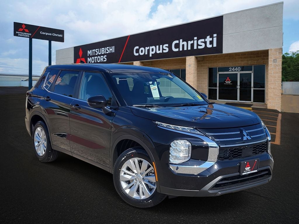 2026 Mitsubishi Outlander ES