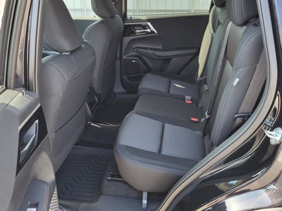 2026 Mitsubishi Outlander ES