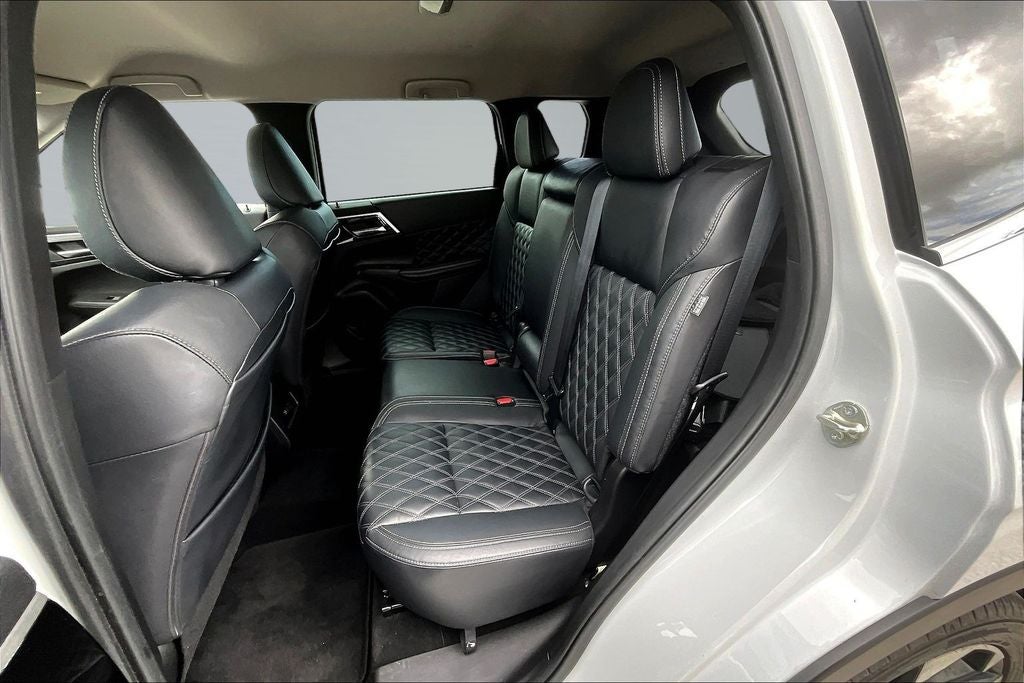 2022 Mitsubishi Outlander SEL