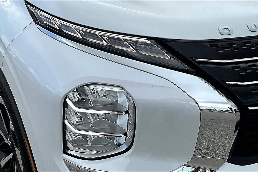 2022 Mitsubishi Outlander SEL
