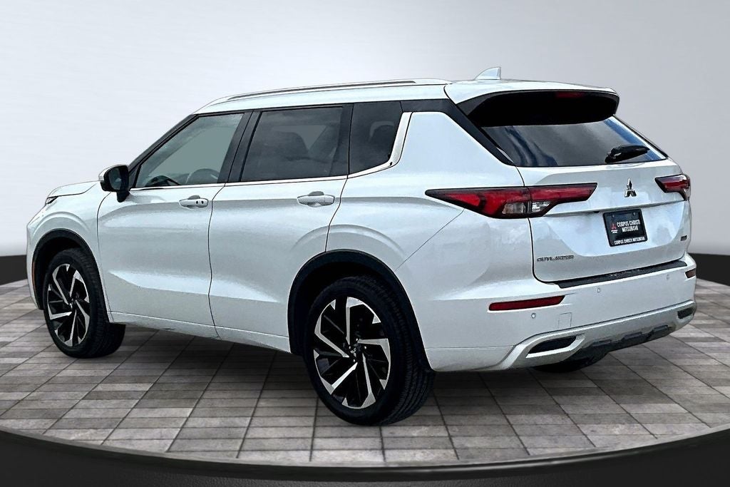 2022 Mitsubishi Outlander SEL