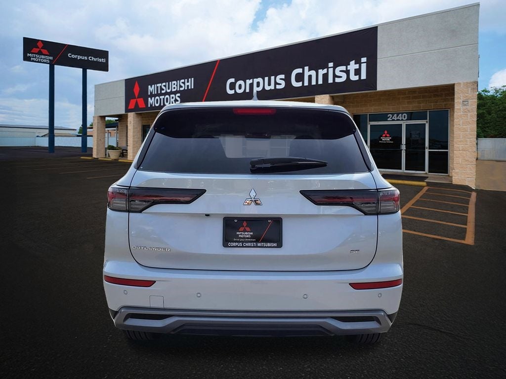 2025 Mitsubishi Outlander SE