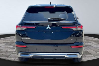 2025 Mitsubishi Outlander SE