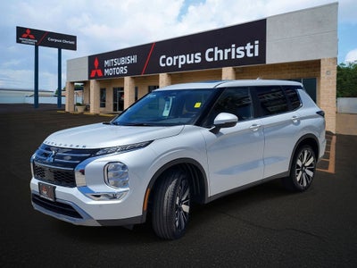 2025 Mitsubishi Outlander SE