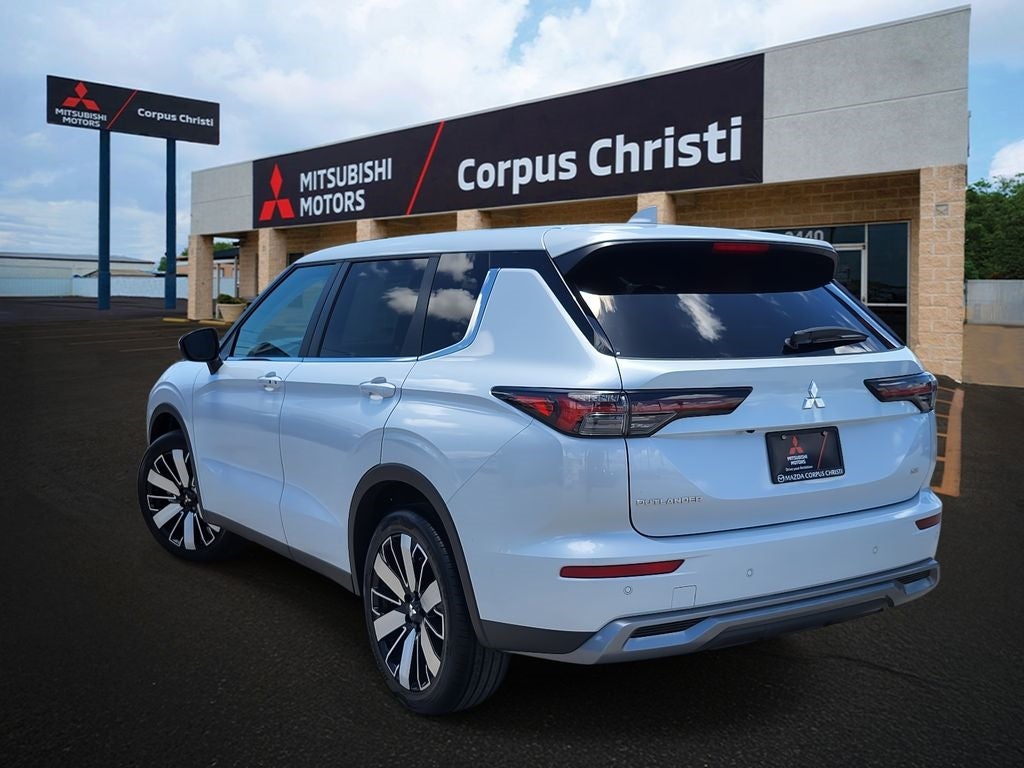 2025 Mitsubishi Outlander SE