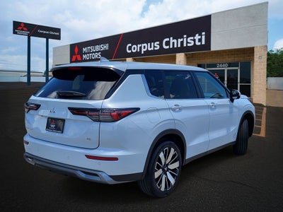 2025 Mitsubishi Outlander SE